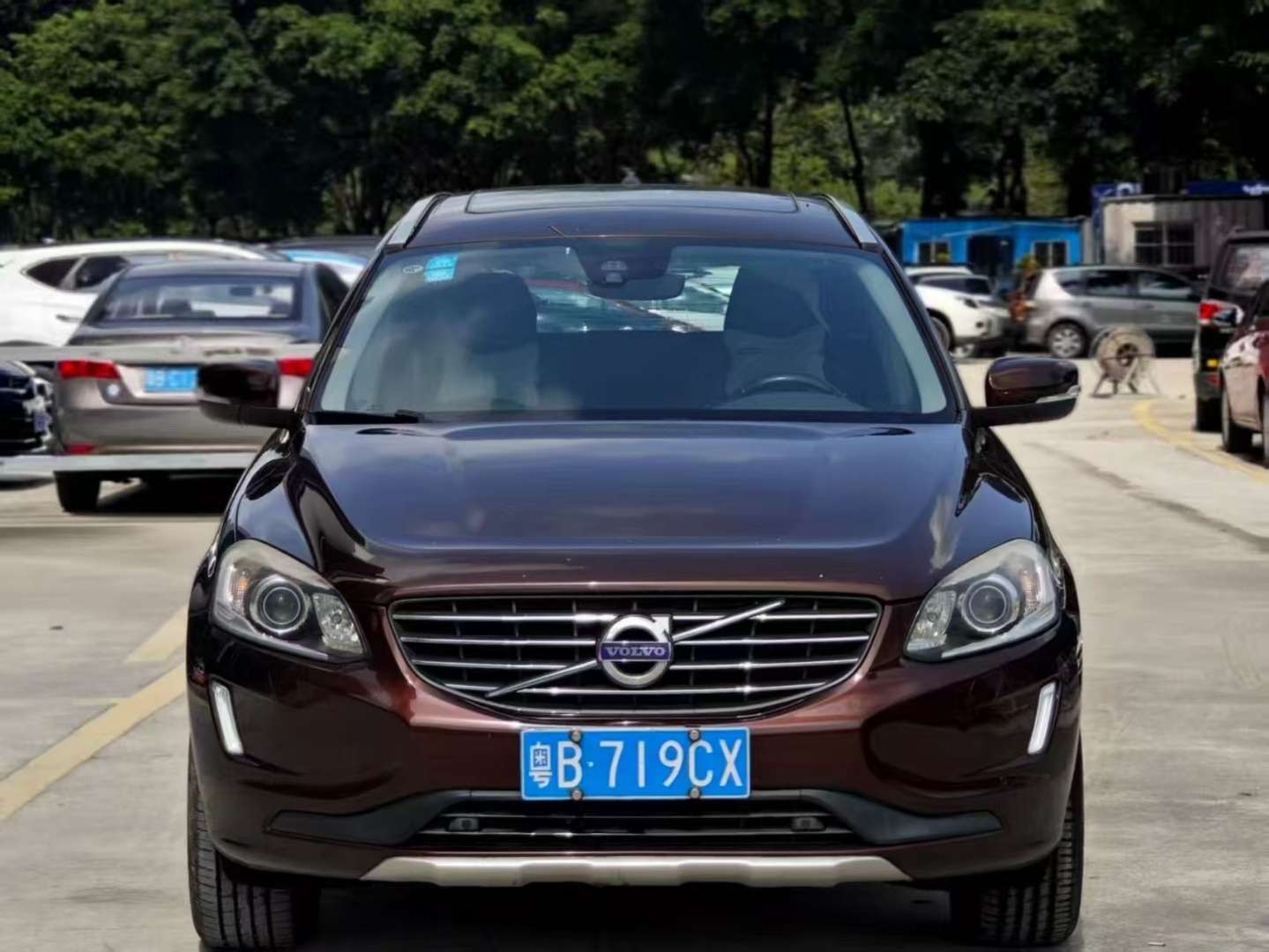 Volvo XC60 2015 2.0T Automatic Sunroof FWD Zhiyi Edition