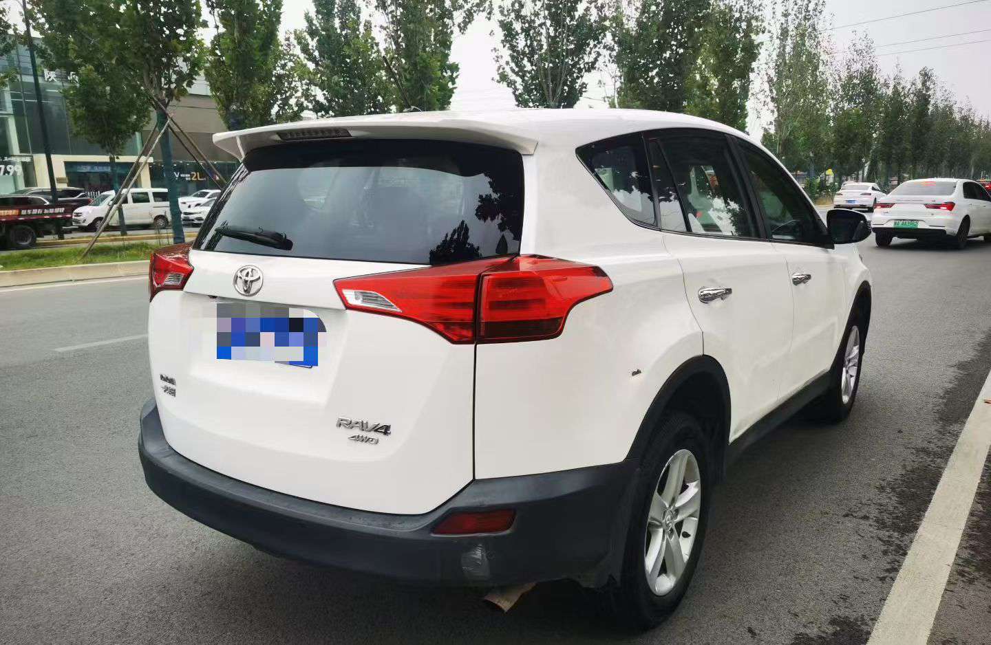 Honda RAV4 2.5L AWD Automatic 9