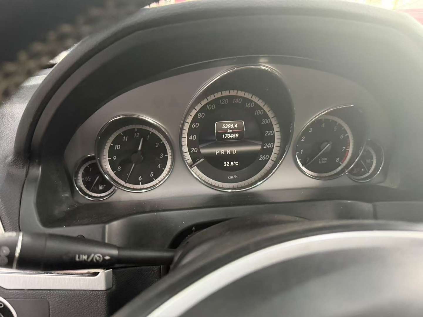 Mercedes-Benz E-Class 8