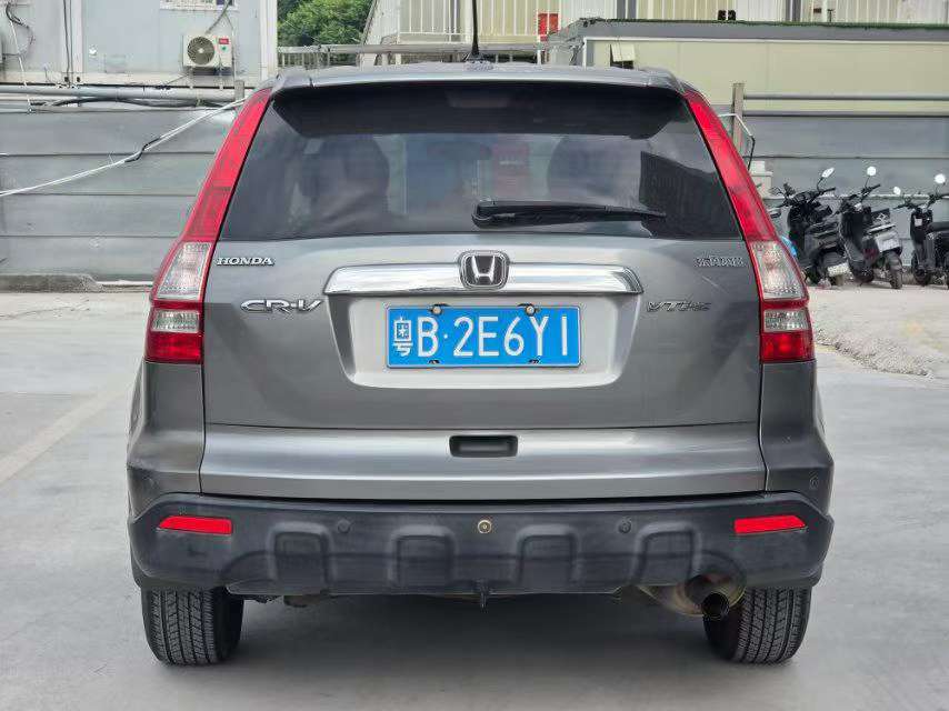 Honda CR-V 2.4L Automatic 4WD Premium Edition 3