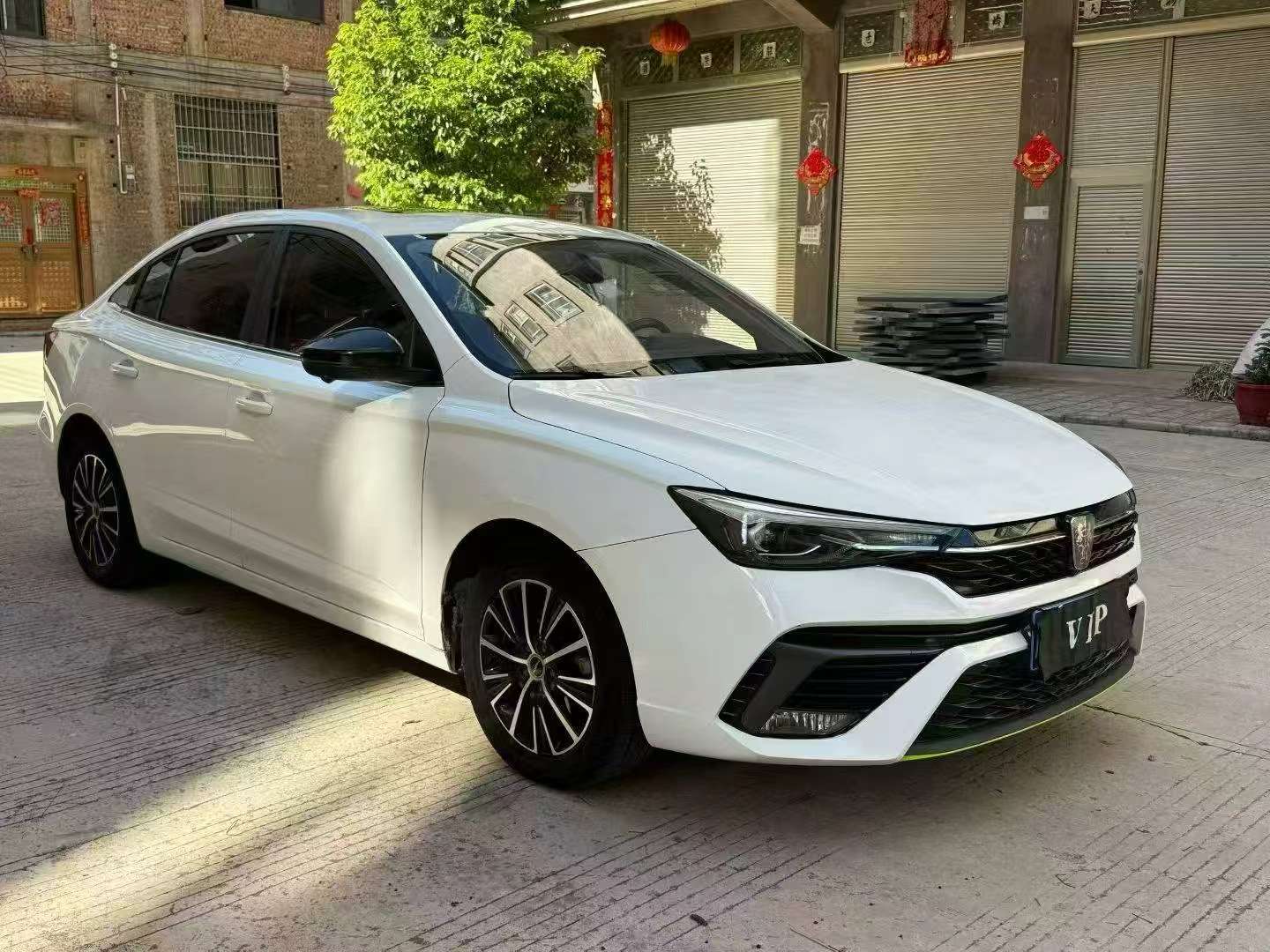 Roewe i5 3