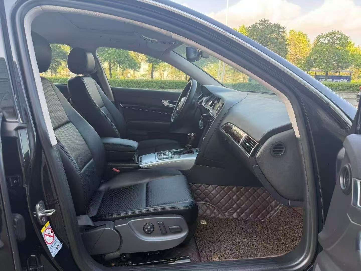 Audi A6L 2.0T Standard 6