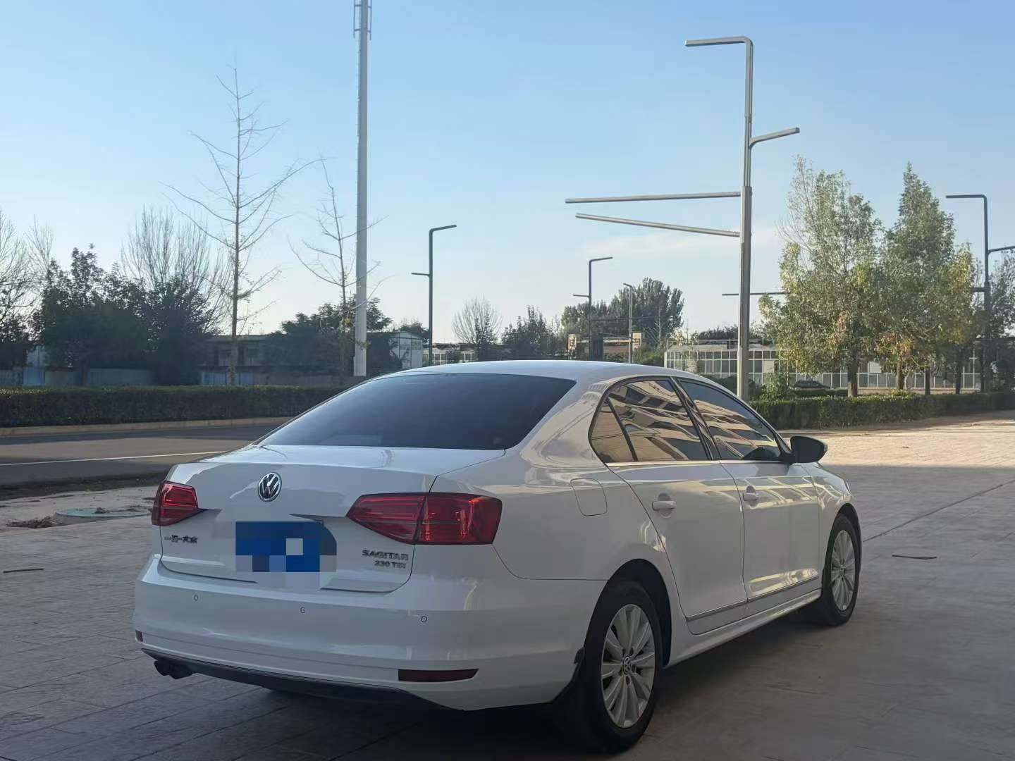 Volkswagen Sagitar 2016 1.4T Automatic 9