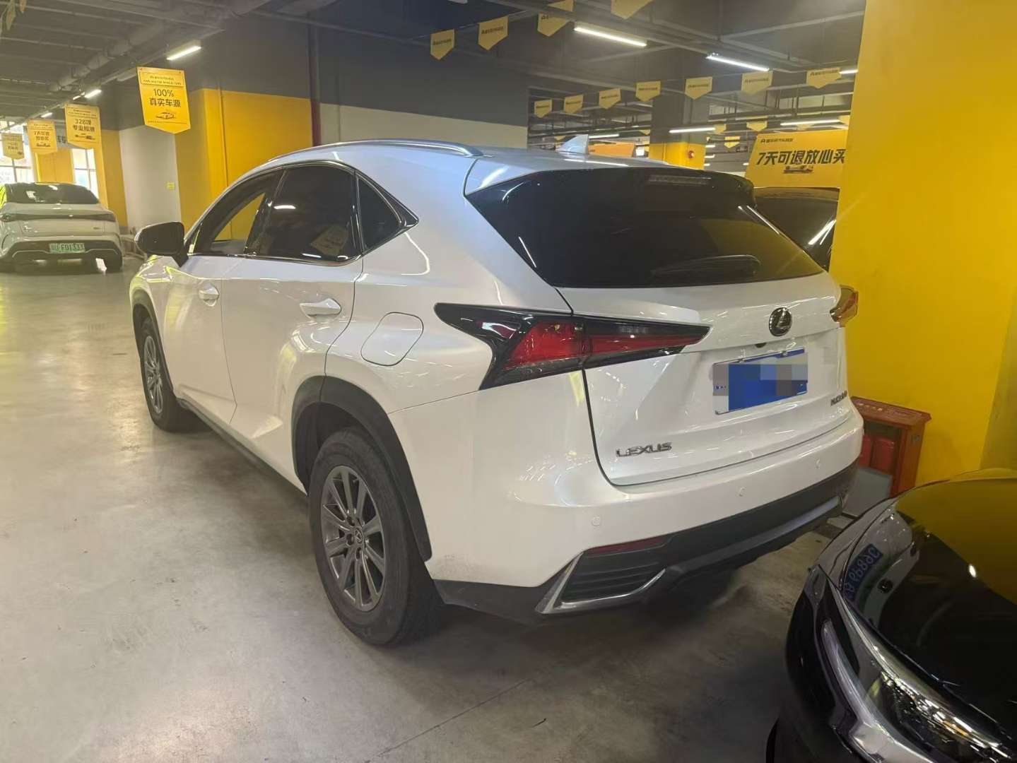 Lexus NX NX200 AWD F Sport 2