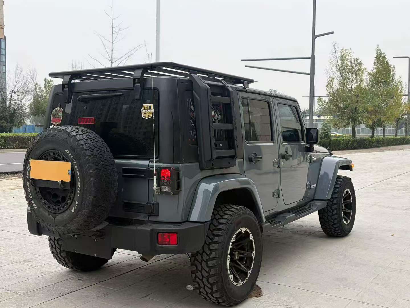 Jeep Wrangler 2014 3.0L Automatic 4WD 4-Door Sahara 9