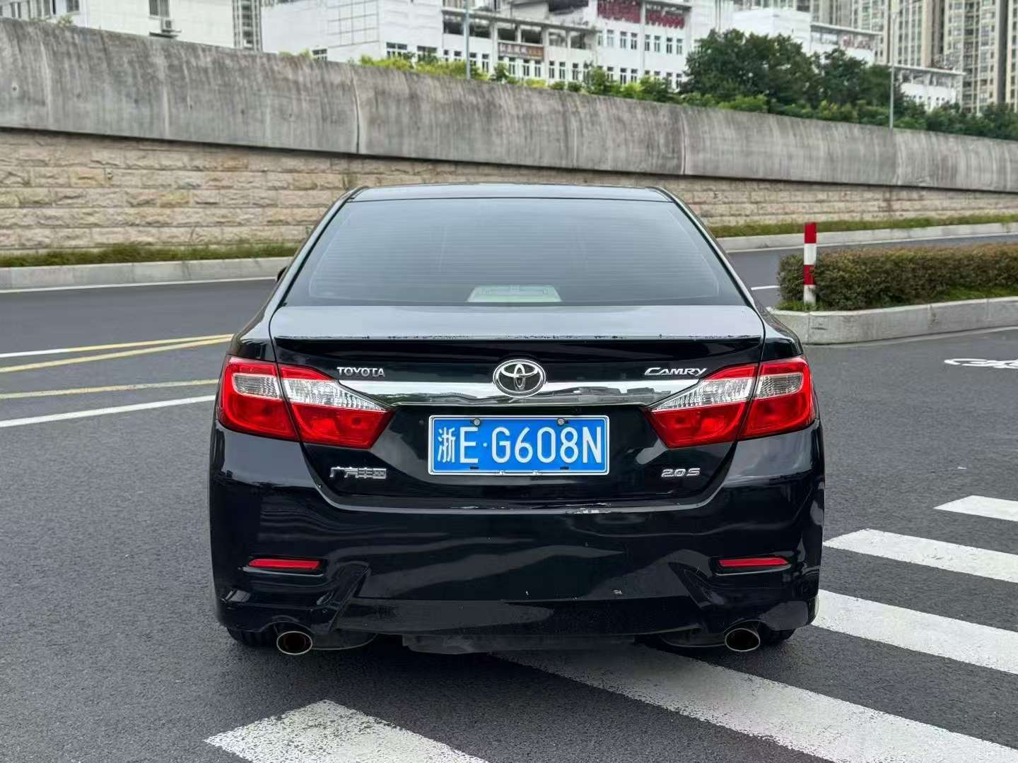 Toyota Camry 2012 2.0L Automatic Sunroof Trim 8