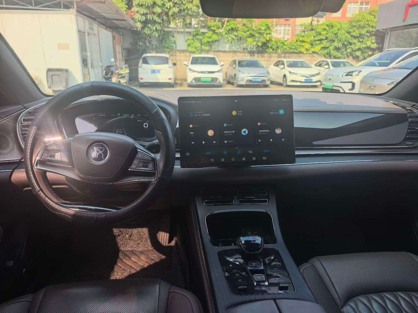 BYD Han EV Premium Edition 7
