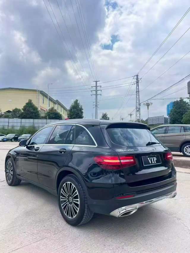 Mercedes-Benz GLC 2.0T Automatic AWD 5
