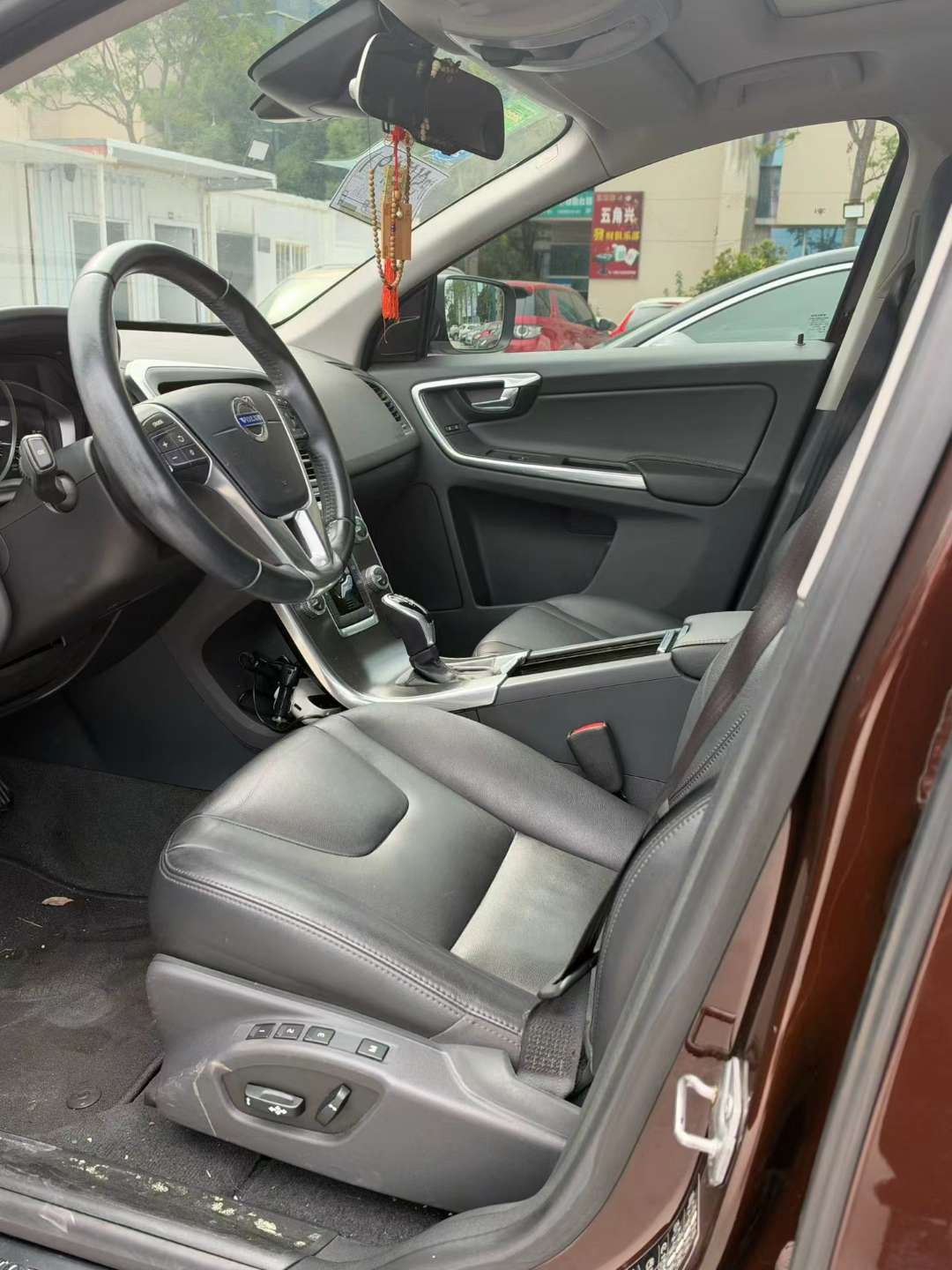 Volvo XC60 9
