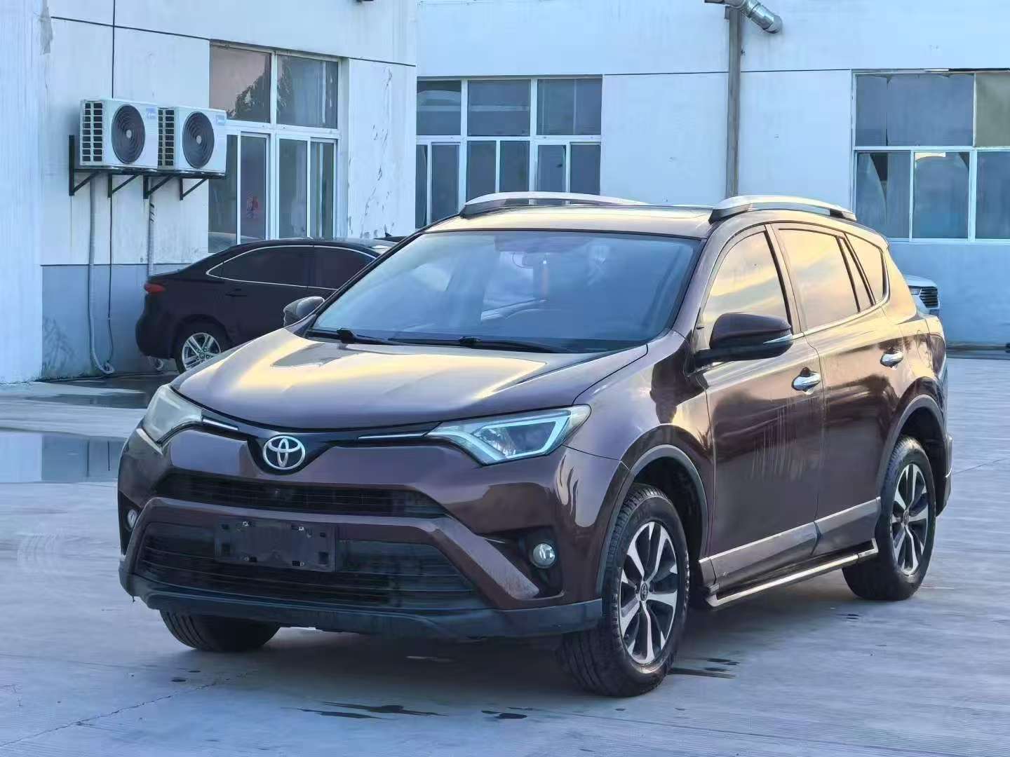 Toyota RAV4 2017 2.0 Automatic Sunroof 3
