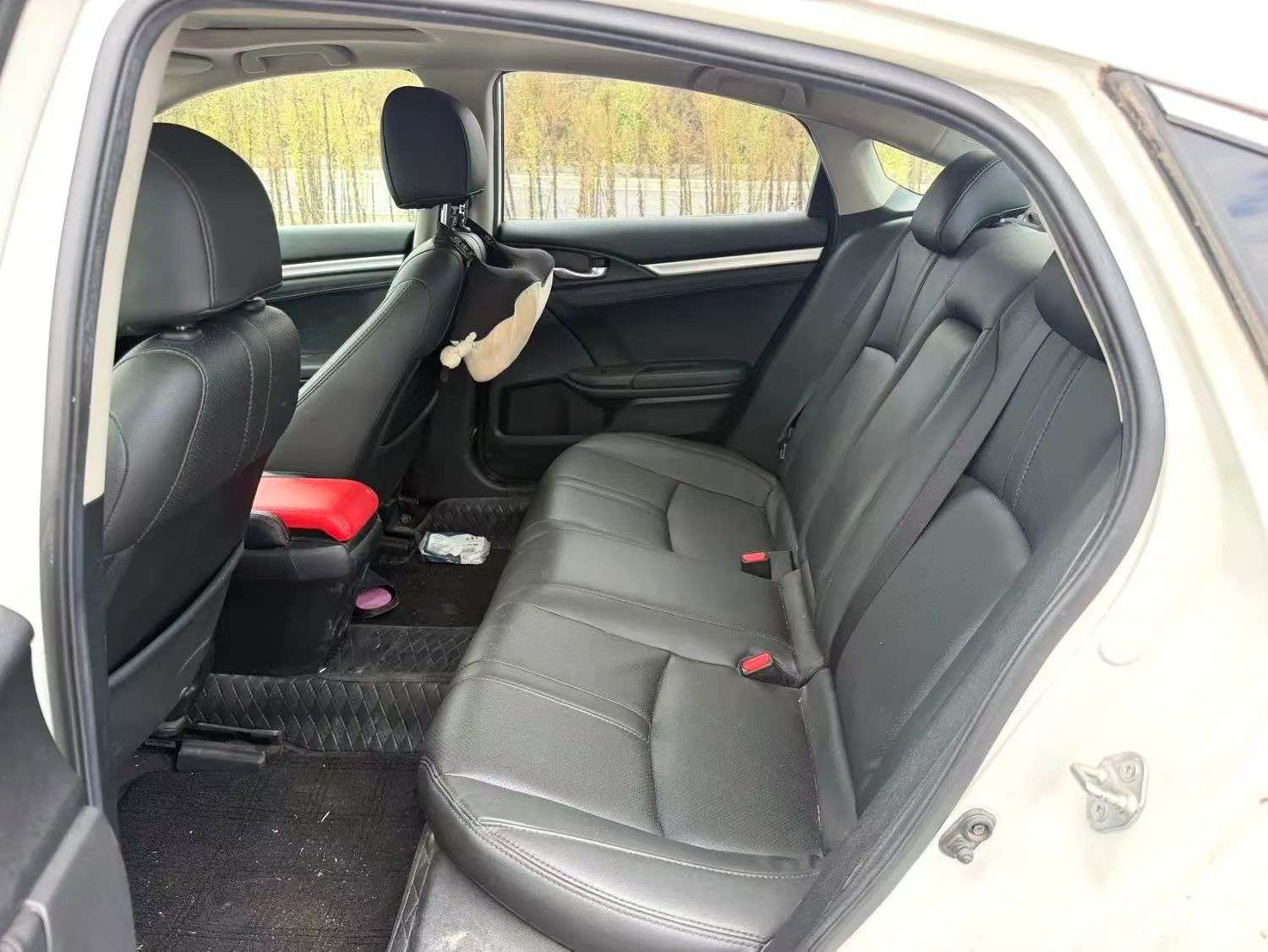 Honda Civic 1.5T 220TURBO Luxury 6