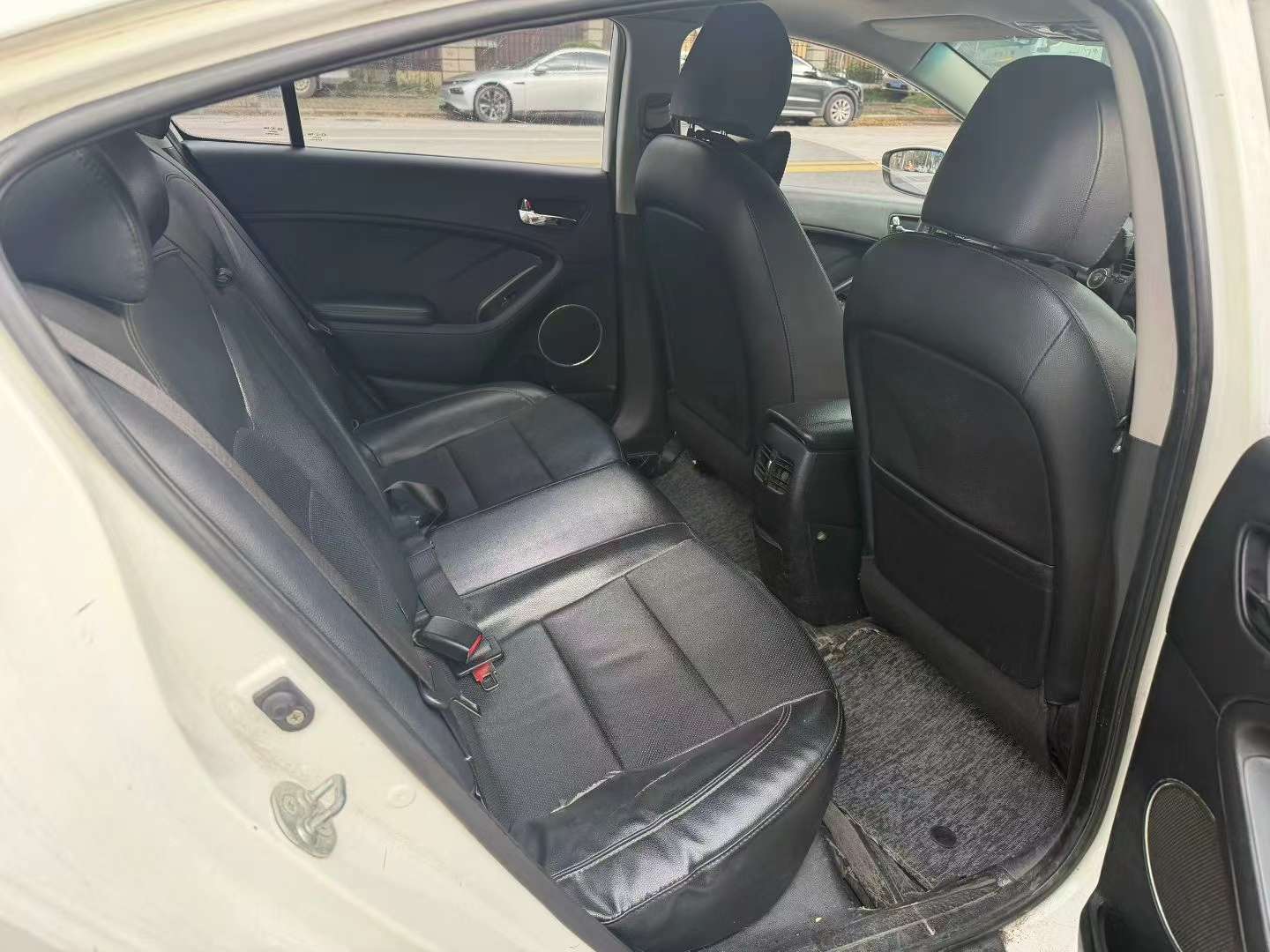 Kia K3 2016 1.6L Automatic Sunroof 4