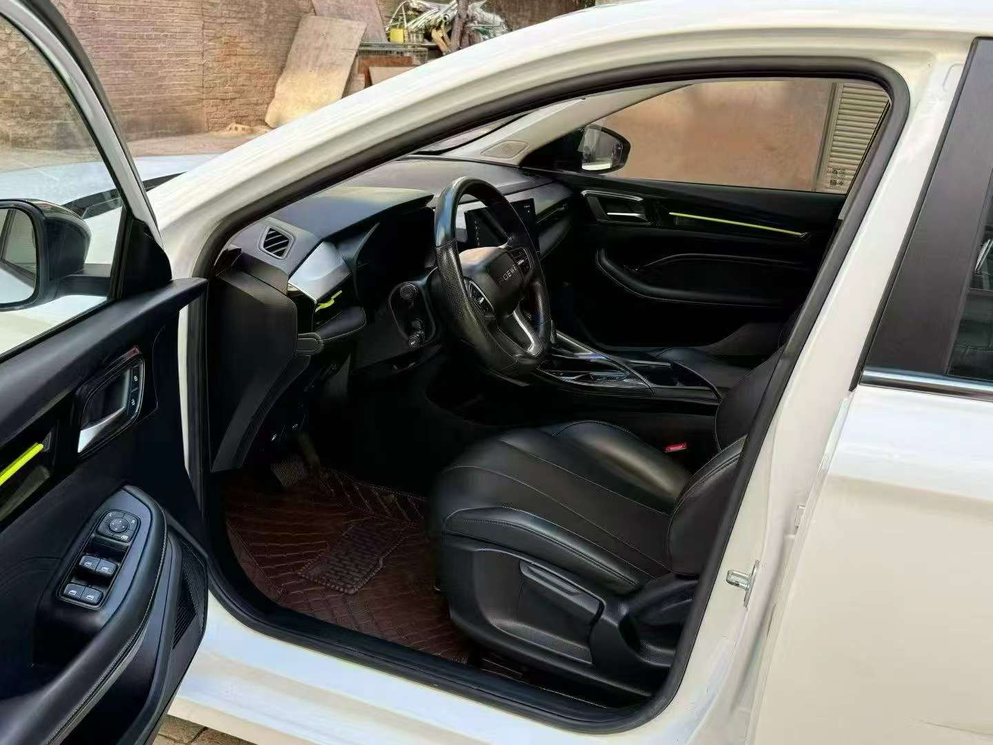 Roewe i5 7