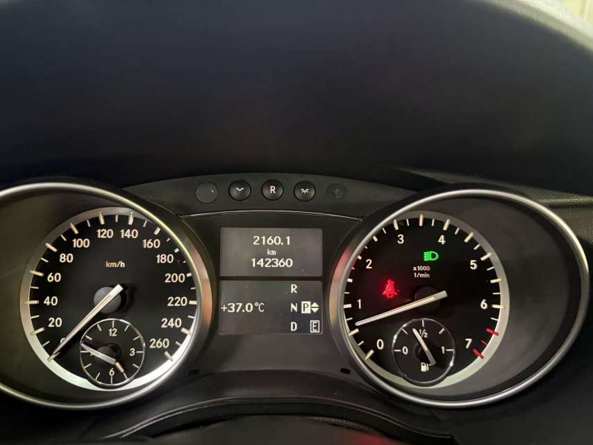 Mercedes-Benz R-Class 3.0T 4WD Business Trim Collector's Edition 8