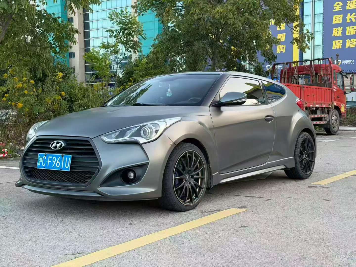 Hyundai Veloster