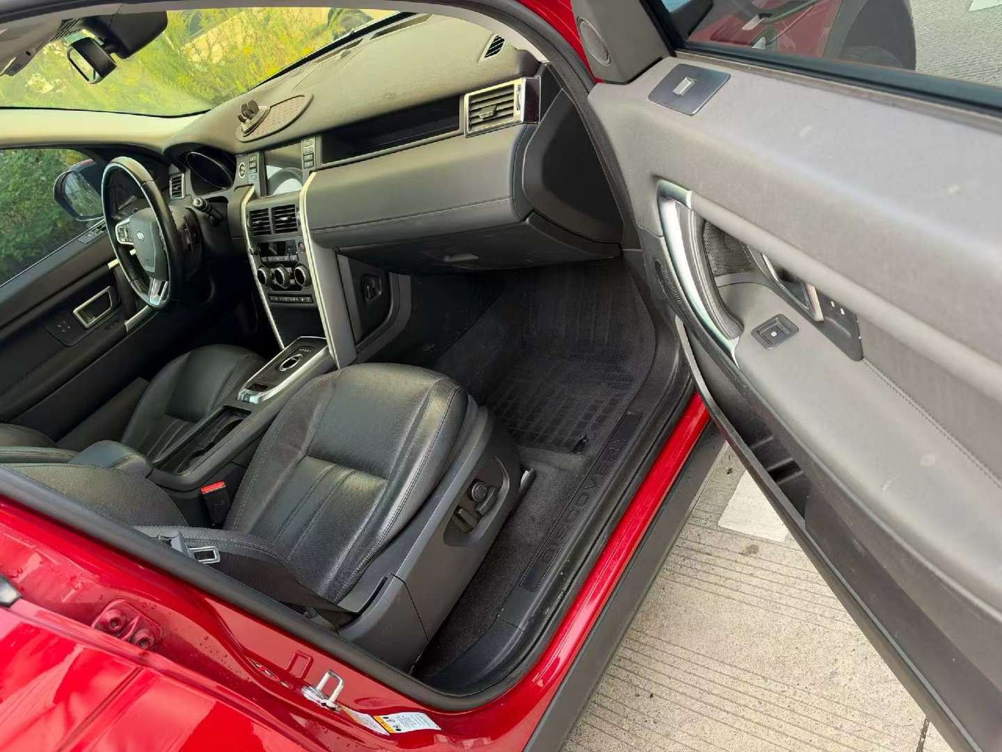 Land Rover Discovery Sport 7