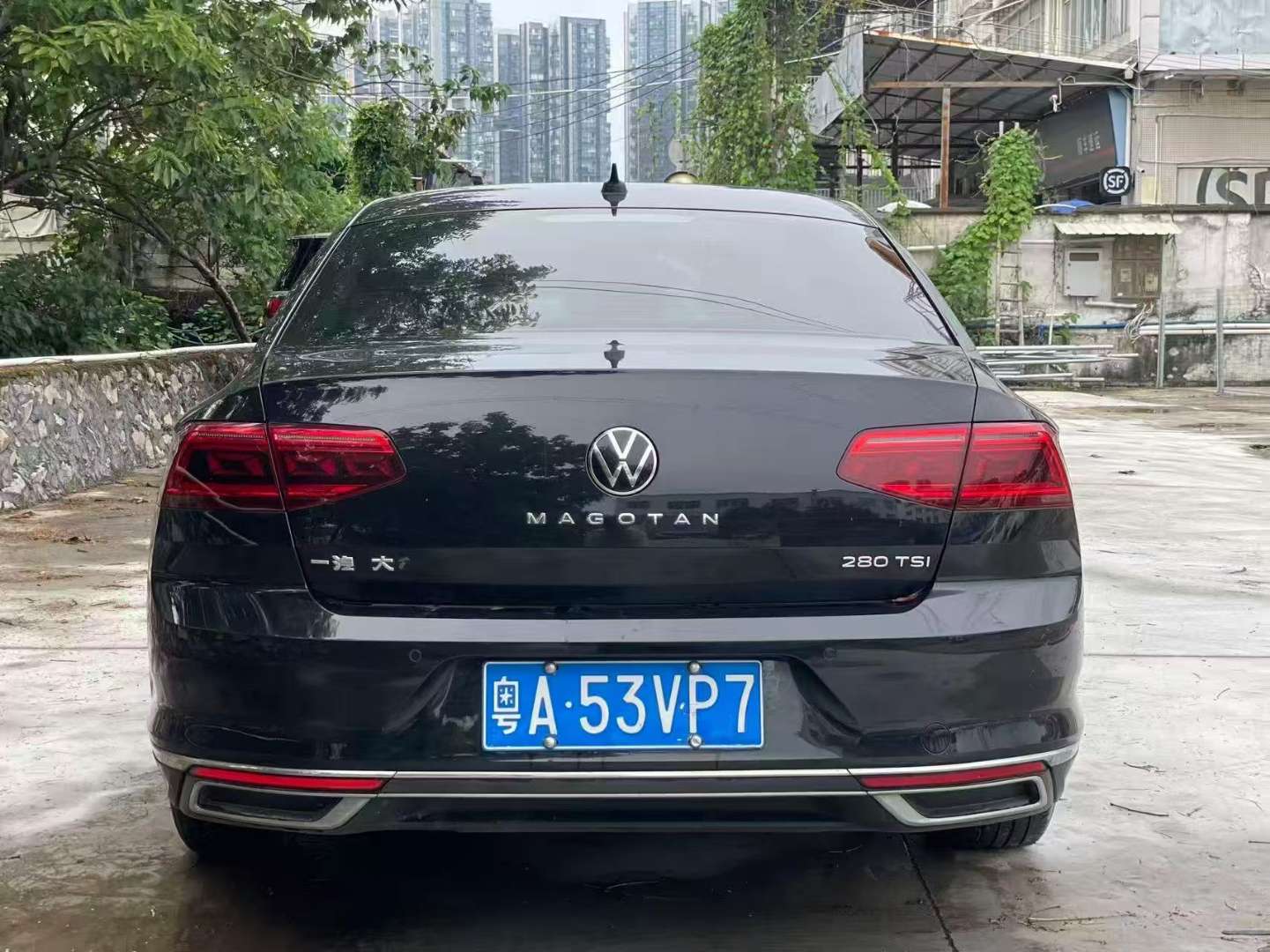 Volkswagen Magotan 1.4T Automatic Sunroof Comfort Edition 3