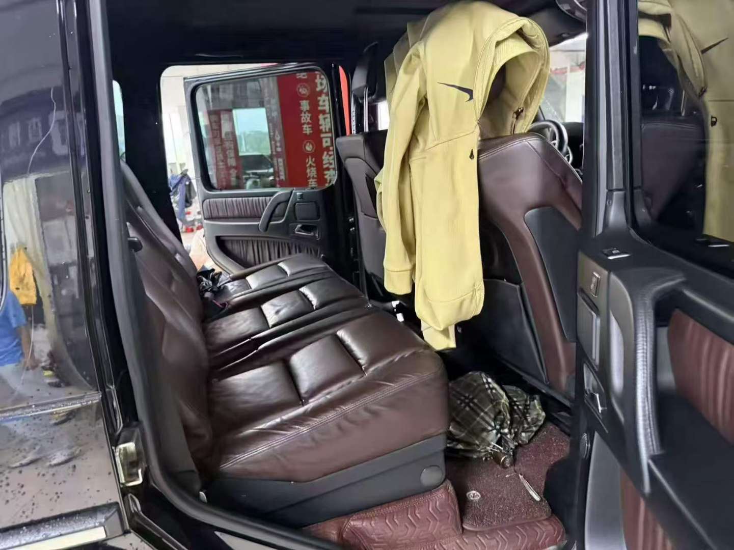 Mercedes-Benz G-Class 7