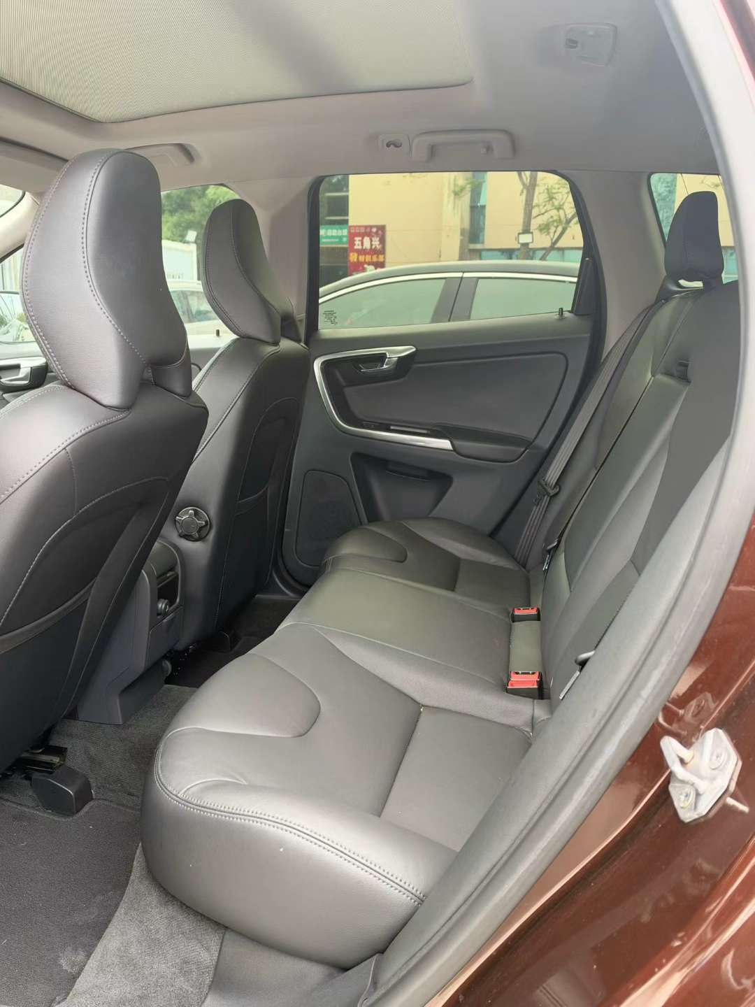 Volvo XC60 7