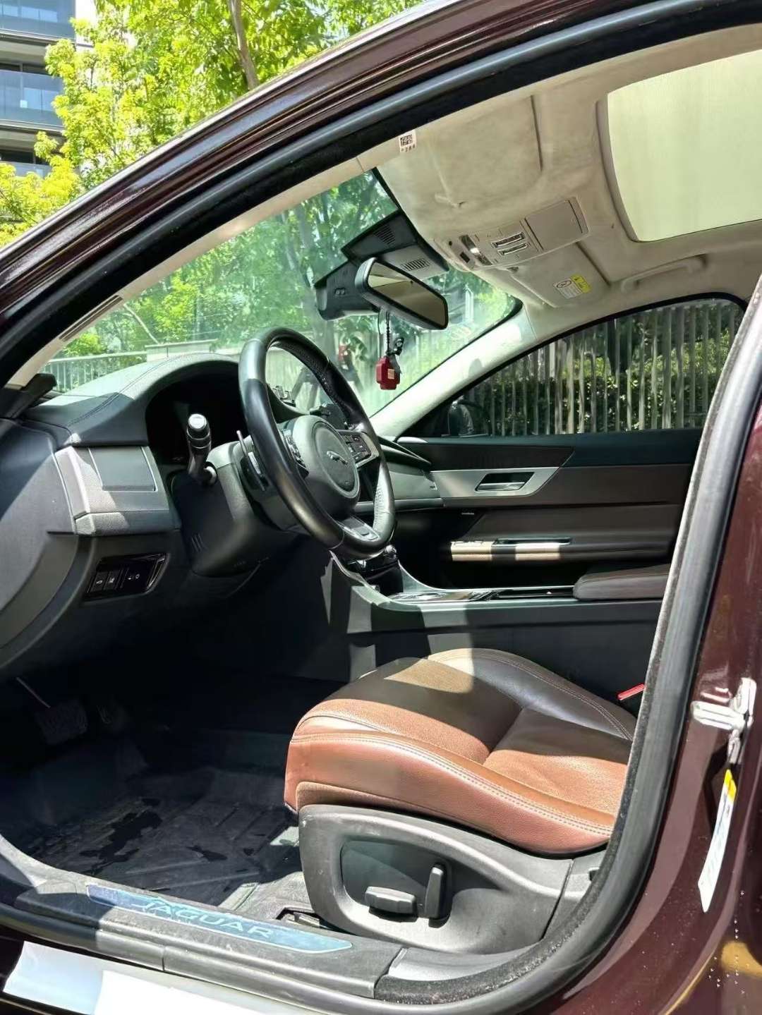 Jaguar XFL 2.0T 250PS Luxury 6