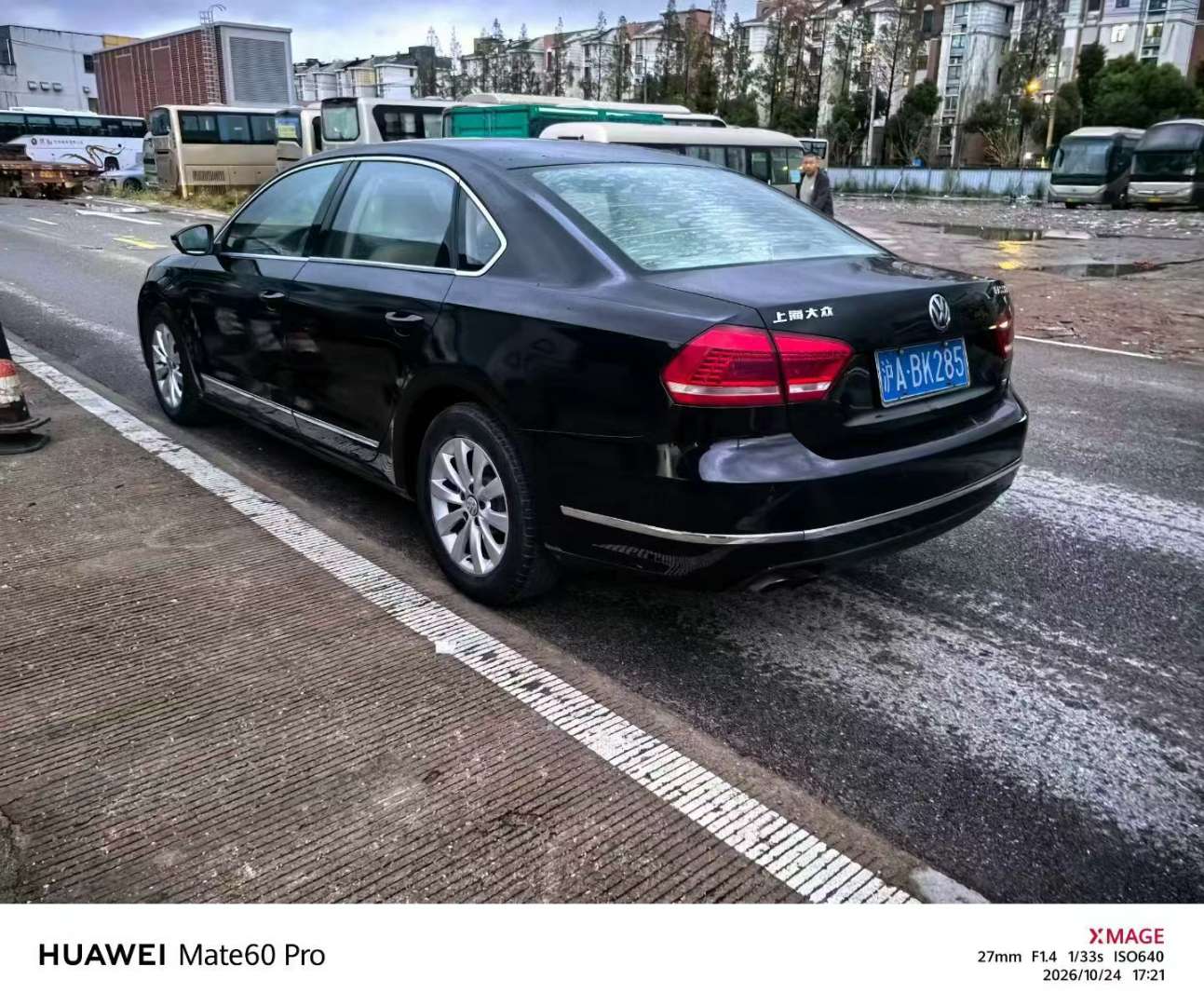 Volkswagen Passat 1.8T Premium Edition 3