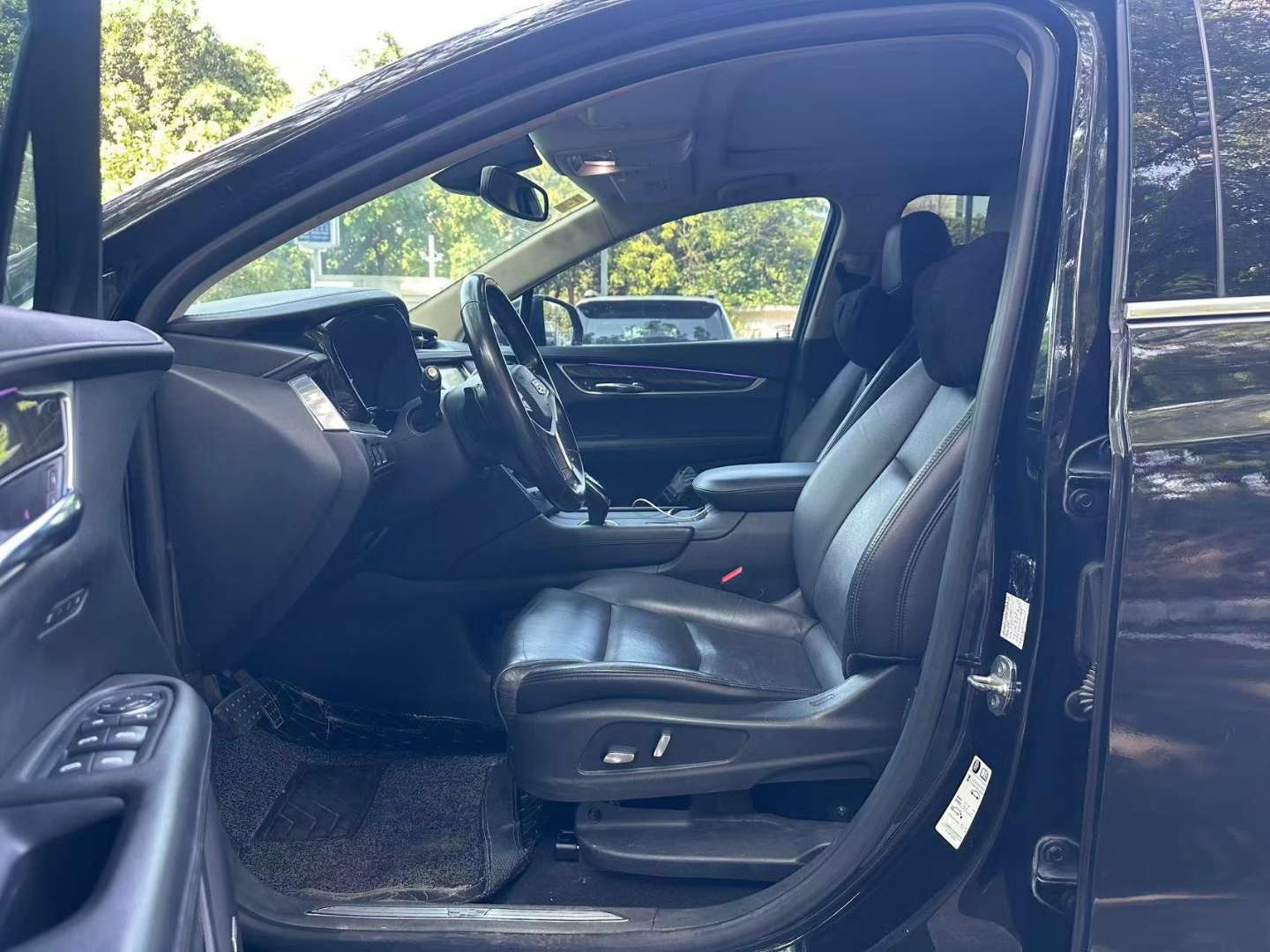 Cadillac XT5 2.0T Luxury Edition 6