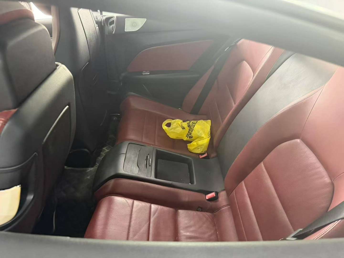 Mercedes-Benz E-Class 7