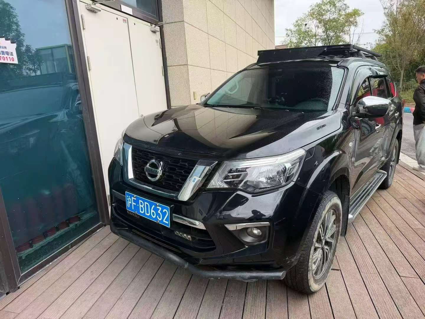 Nissan Terra 7