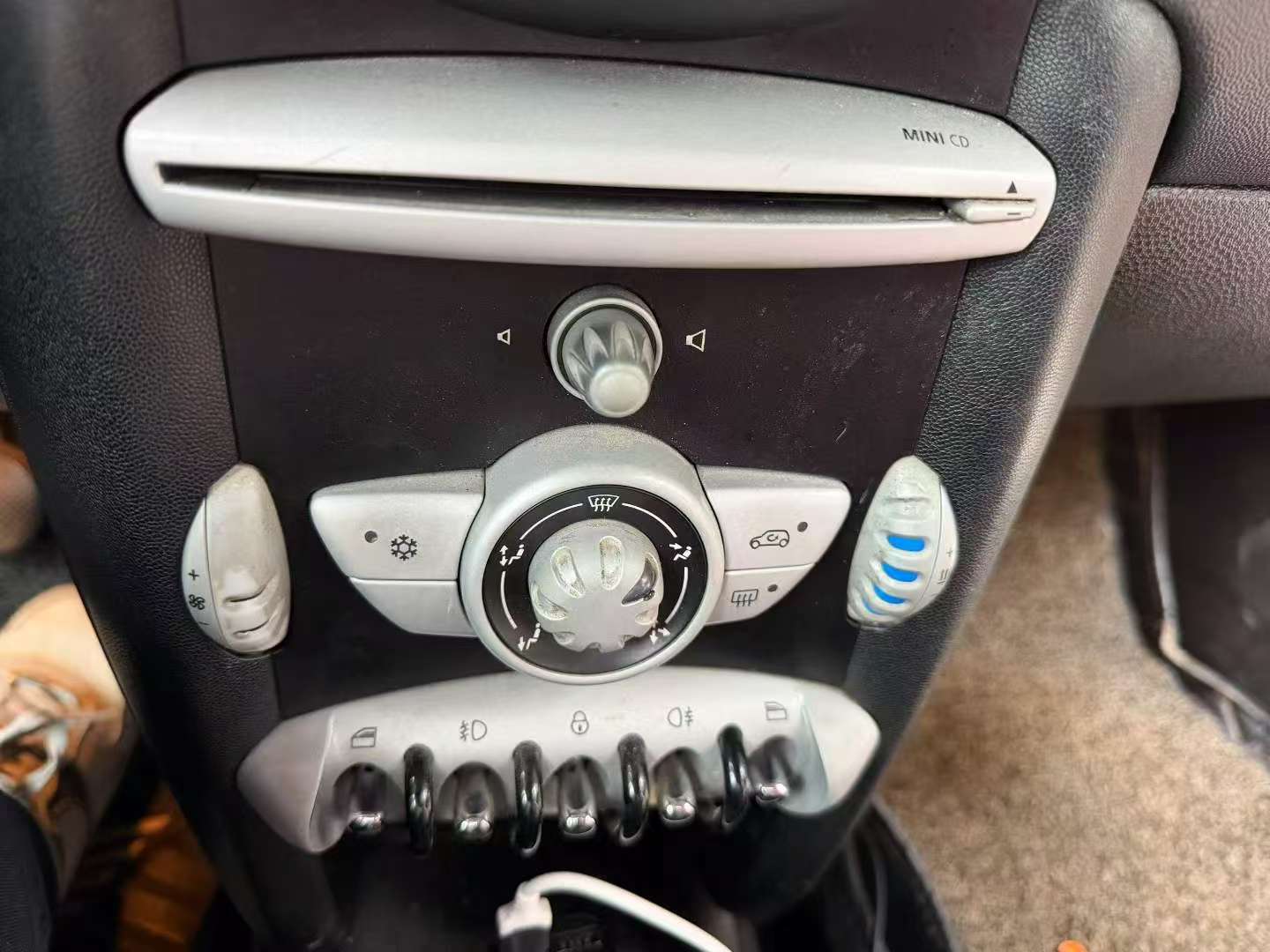 BMW MINI 2009 MINI 9