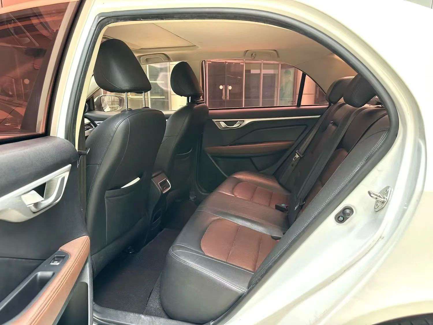 Geely Vision 1.5L Prestige Edition 6