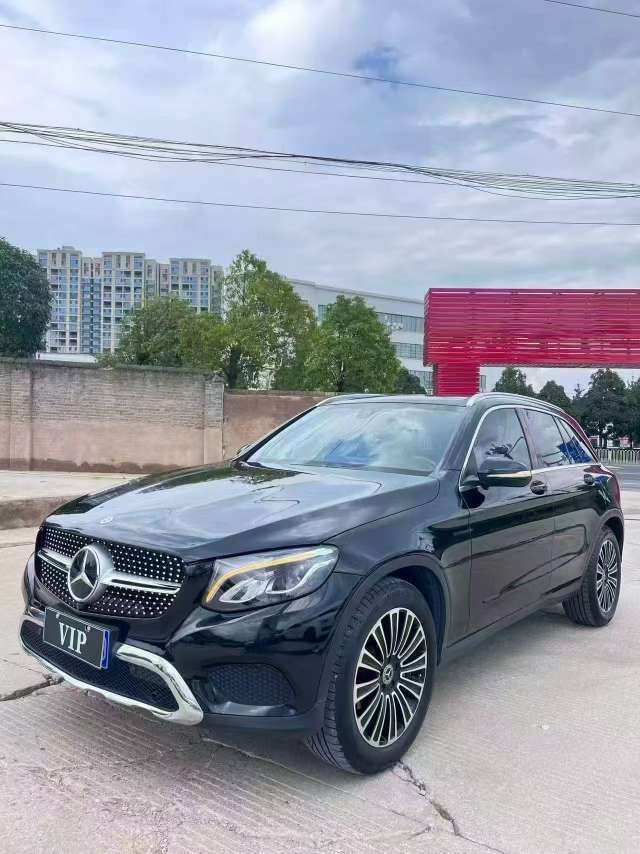 Mercedes-Benz GLC 2.0T Automatic AWD 3