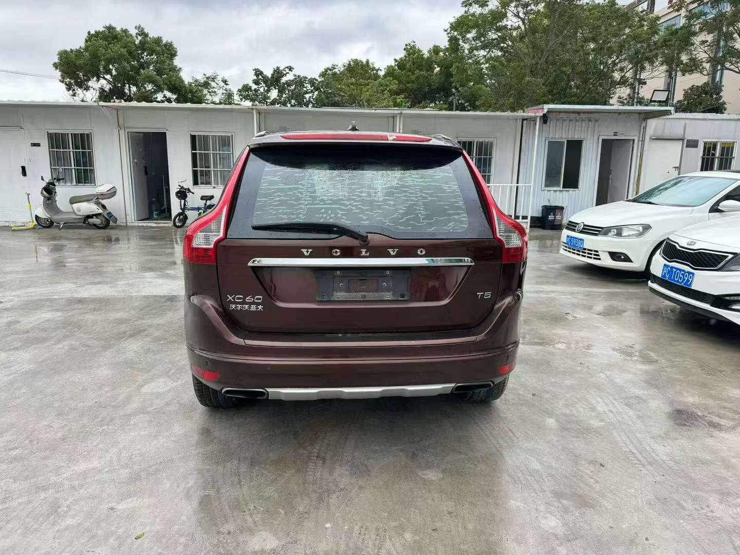 Volvo XC60 2.0T 4