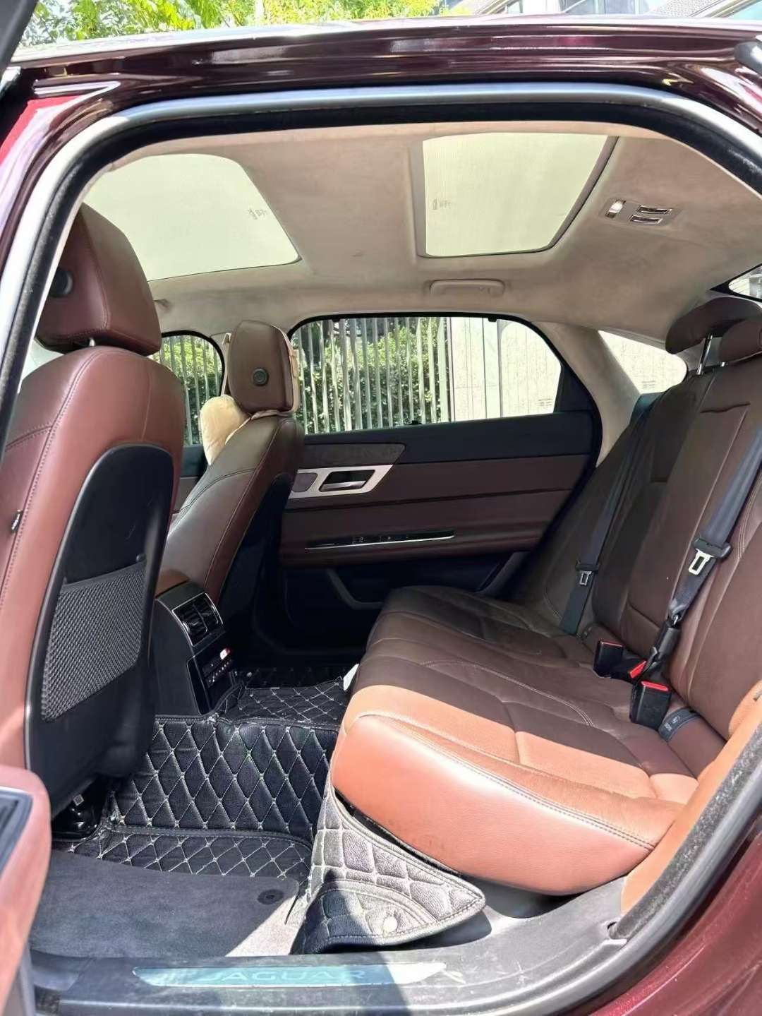 Jaguar XFL 2.0T 250PS Luxury 7