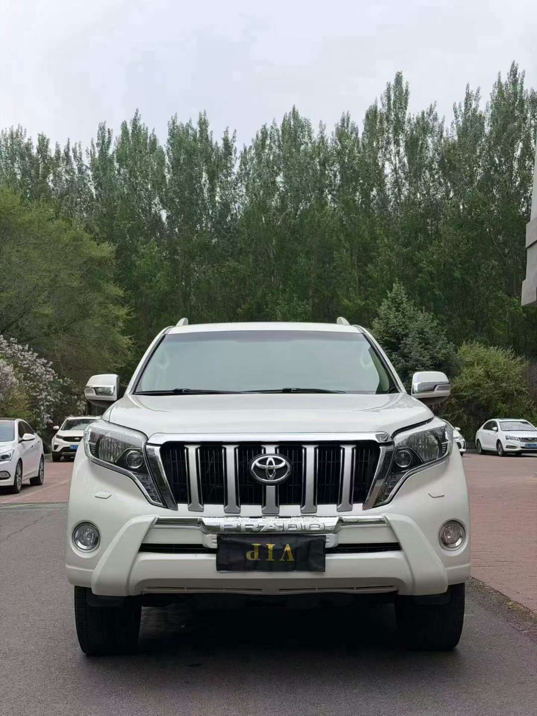 Toyota Prado 2015 Middle East Spec 2.7L 9-Airbag Refrigerator 7-Seater
