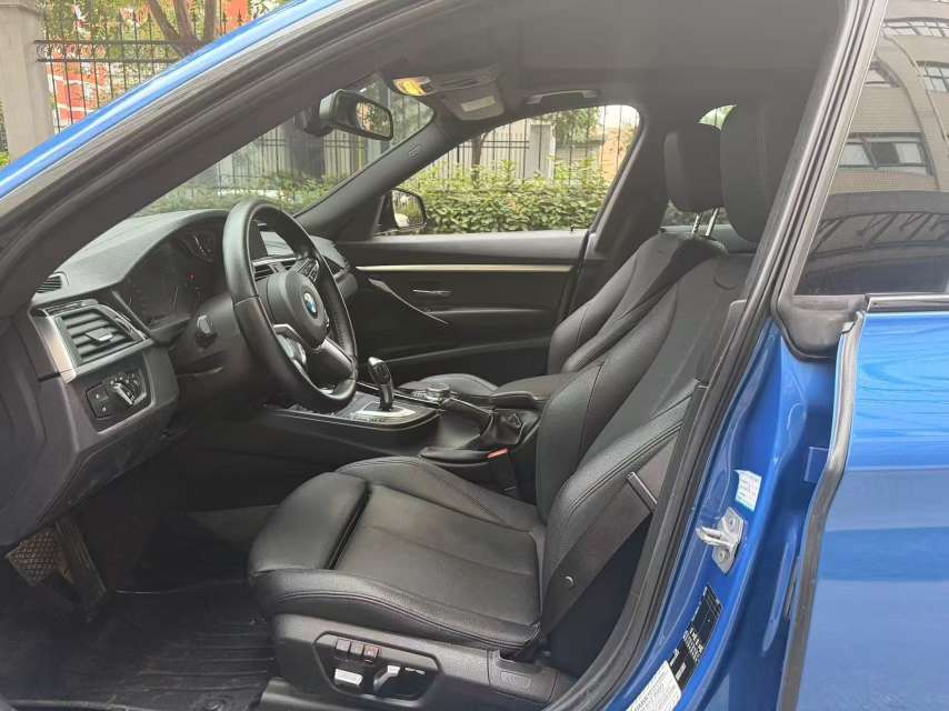 BMW 3 Series GT 2019 320i GT M Sport Package 7