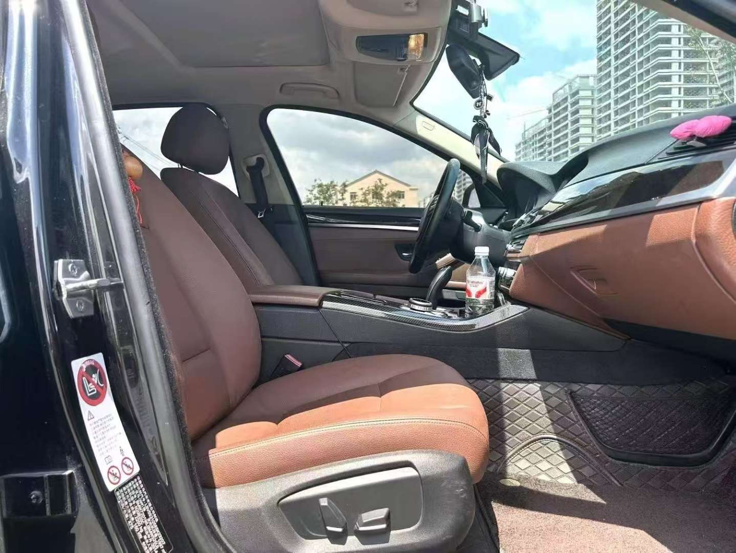 BMW 5 Series 525Li 2.0T Leading Edition 6