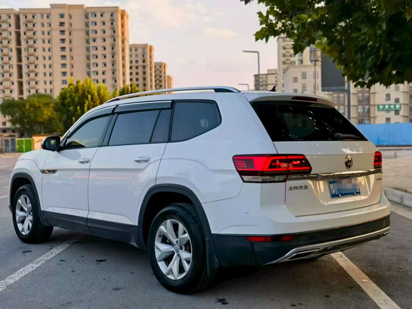 Volkswagen Teramont 4WD Comfort Edition 7-Seater 6