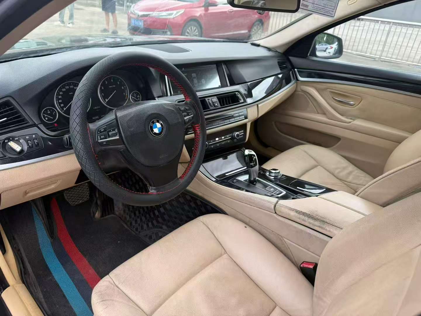 BMW 5 Series 2011 2.5L Automatic Sunroof 4