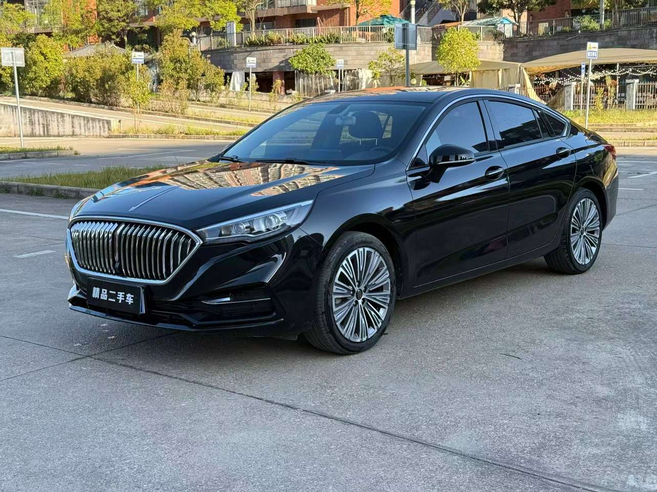 Hongqi H5