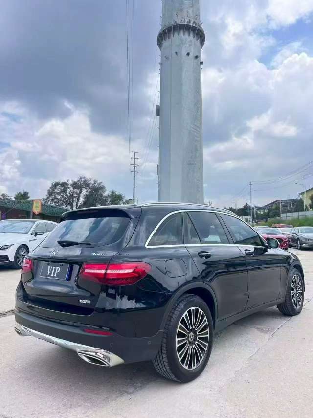 Mercedes-Benz GLC 2.0T Automatic AWD 6