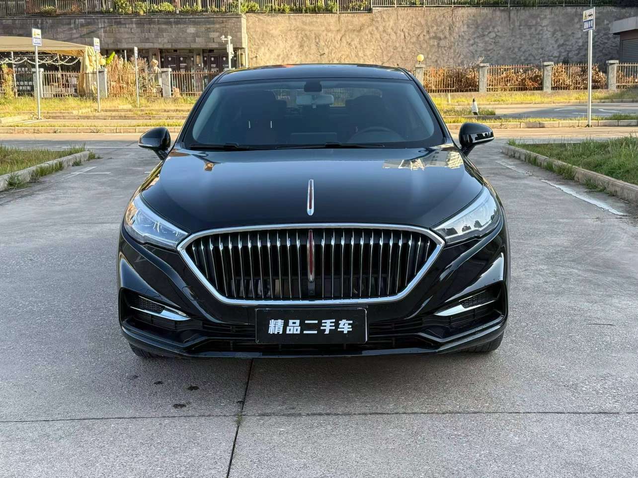 Hongqi H5 2