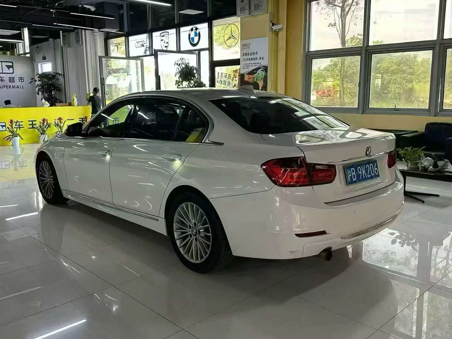 BMW 3 Series 2015 320Li Luxury Edition 4
