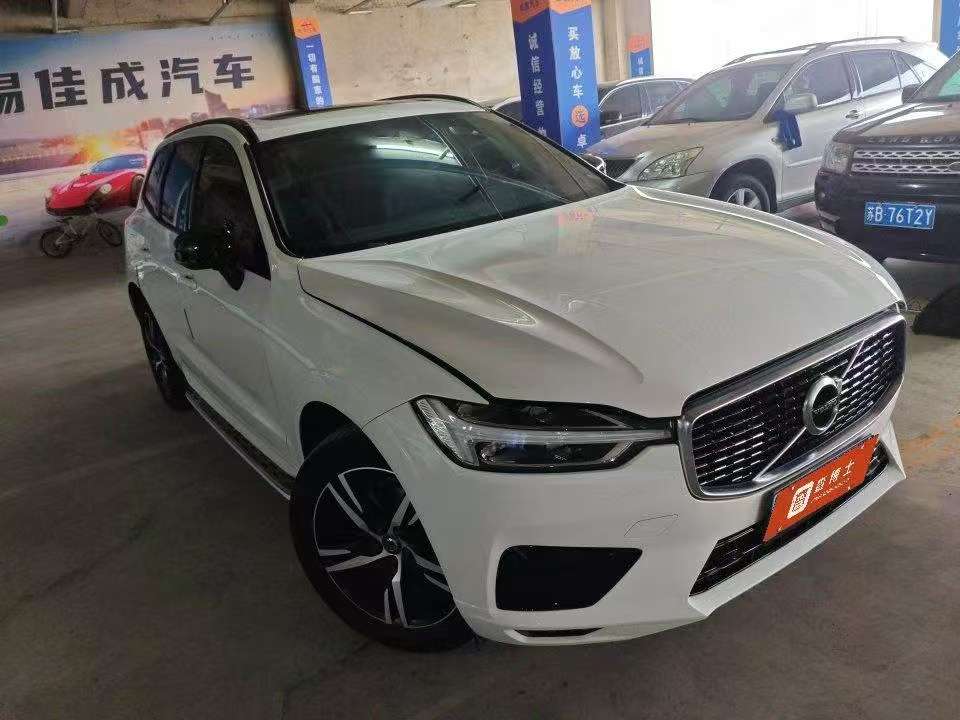 Volvo XC60 2.0T T5 AWD Zhiyuan Sport Edition 2