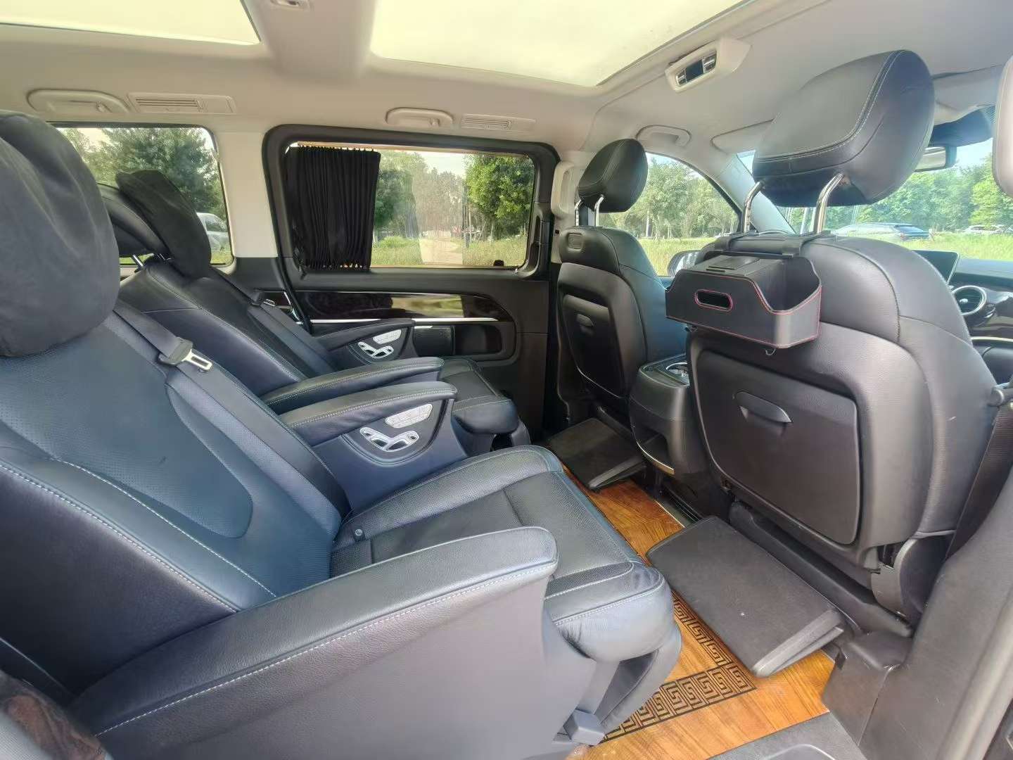 Mercedes-Benz V-Class 2018 V 260 L Exclusive Extended Wheelbase 6