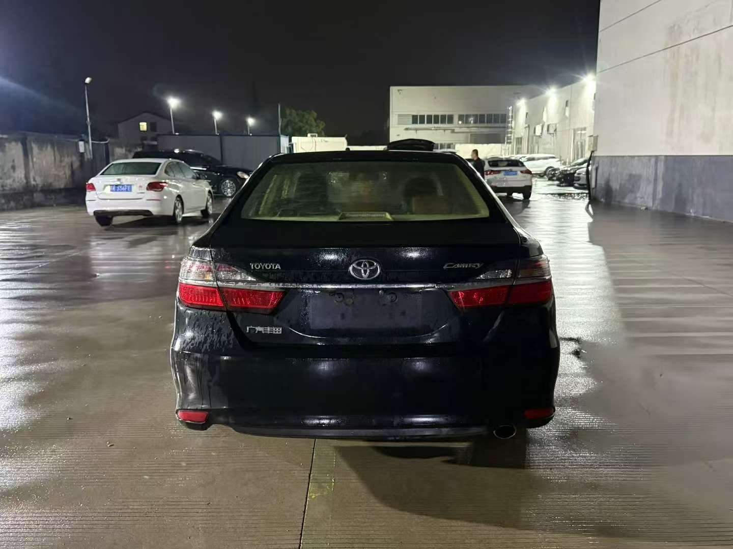 Toyota Camry 2015 2.0E Power Sunroof 8
