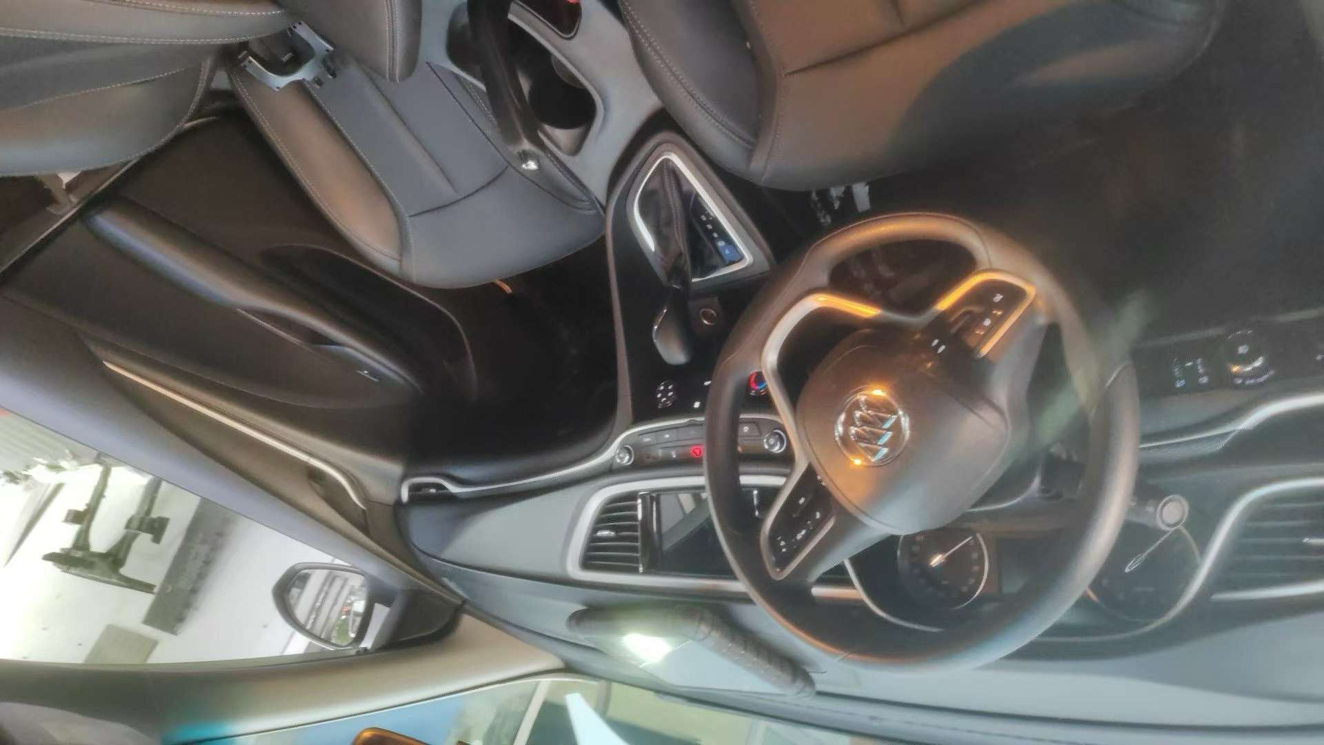 Buick Excelle 2