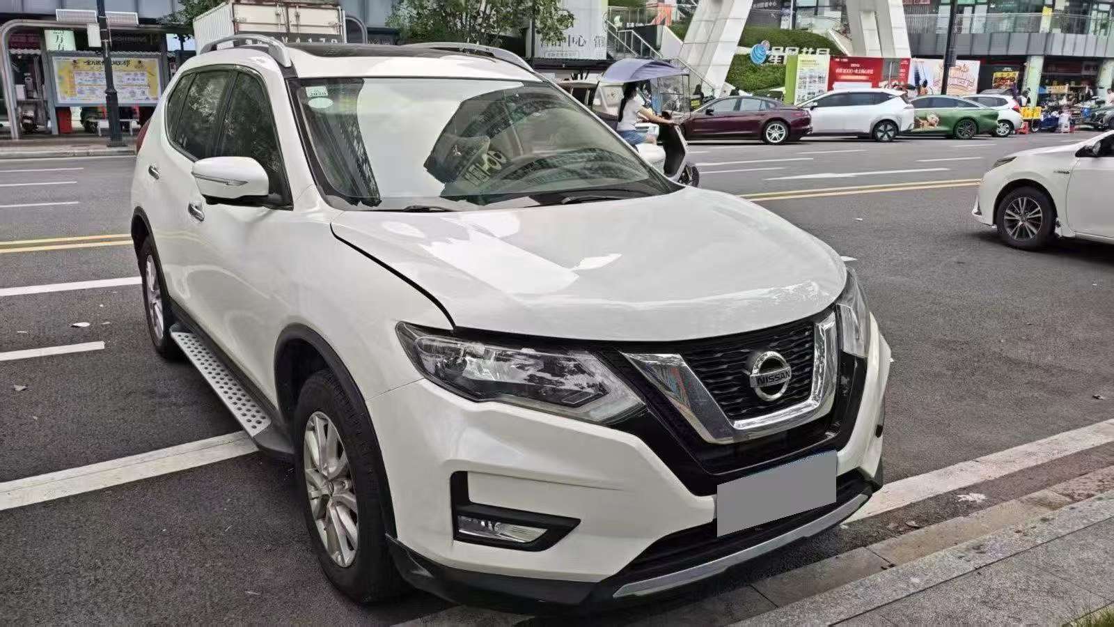 Nissan X-Trail 2.0L 2WD Comfort
