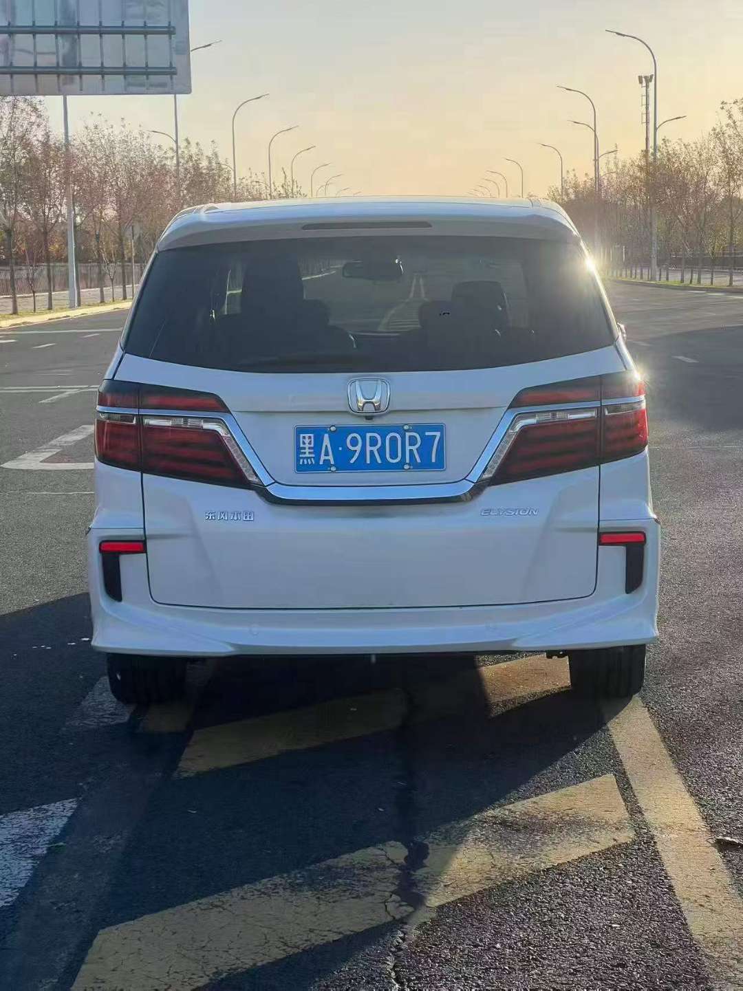 Honda Elysion 2017 Luxury Edition 2.4 Automatic 5