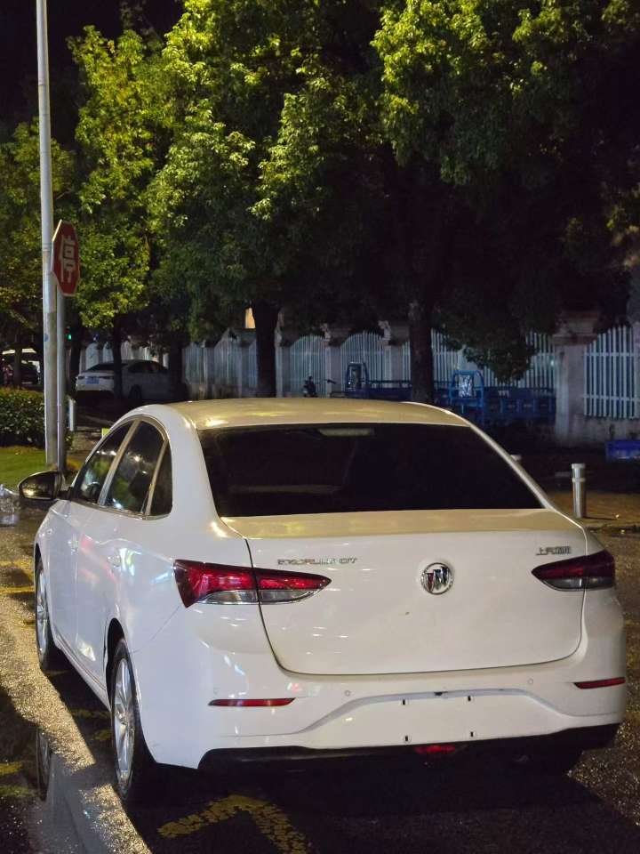 Buick Excelle 2021 1.5L Four-Cylinder 6