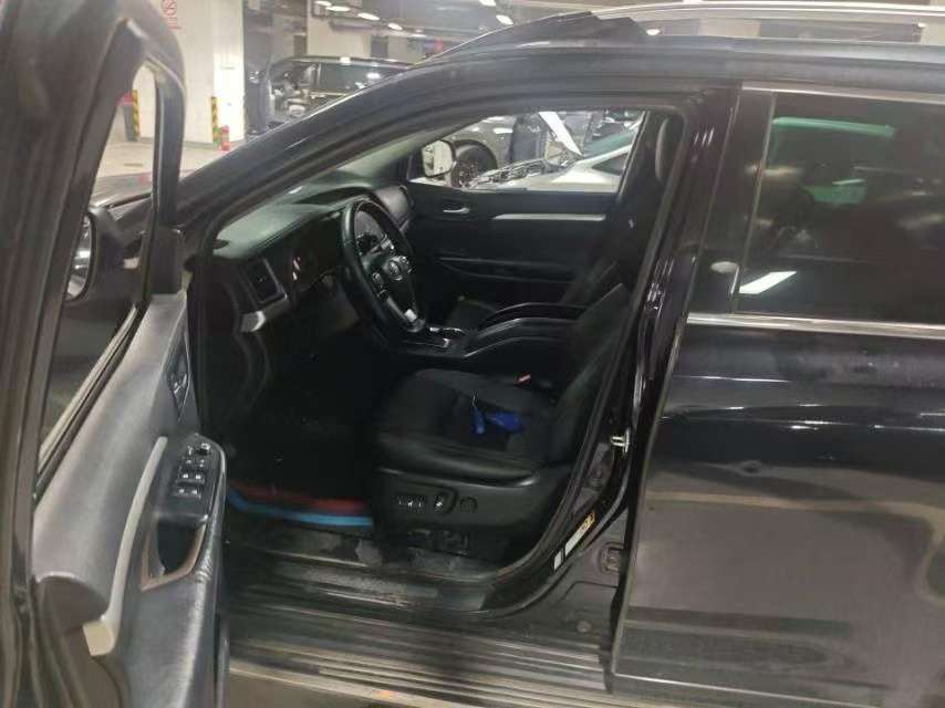 Toyota Highlander 2.0T AWD Luxury 7-Seater 5